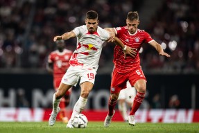 金年会下载-拜仁莱比锡连战连胜，紧咬积分榜领头羊(德甲莱比锡球队简介)